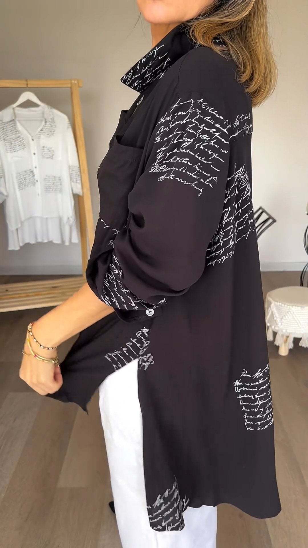 Chemise ample à imprimé lettre de longueur inégale