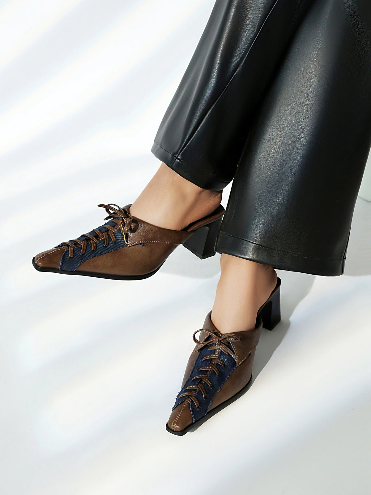 Square high heel pointed toe lace-up stitching mules