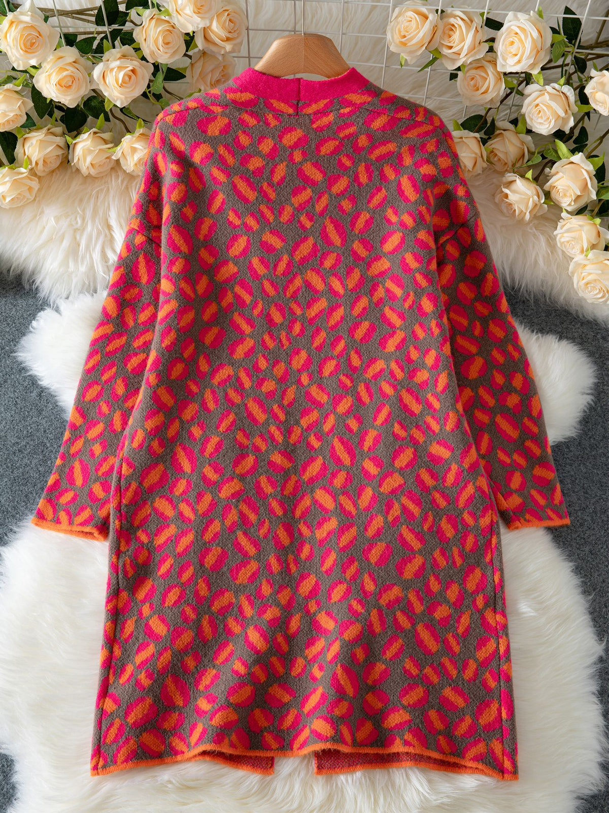 Rose red contrast leopard long sweater coat