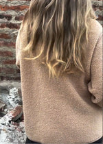 Lockere Fleecejacke mit unregelmäßigem Knopf und hohem Kragen