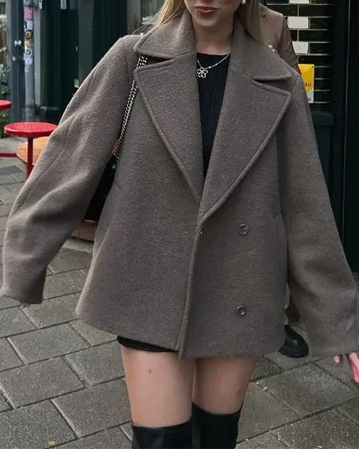 Double-breasted wool lapel long-sleeved cropped coat