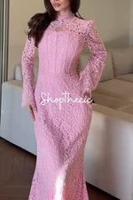 Abito lungo aderente in pizzo con gilet Canopy of Stars