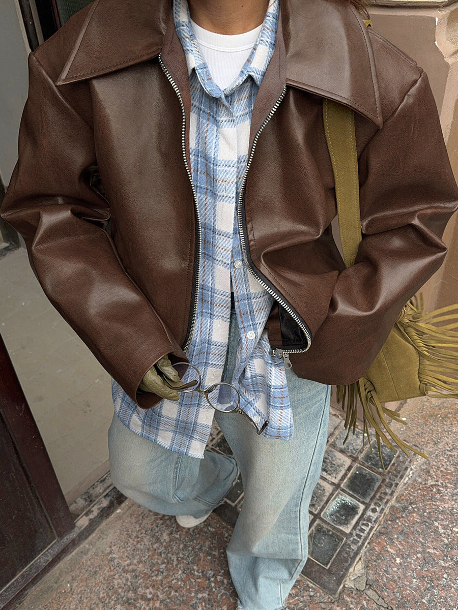 Mood Lift – Kurze Bikerjacke aus mattem PU-Leder