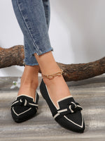 Slip-ons plats respirants à bout pointu avec nœud Flyknit