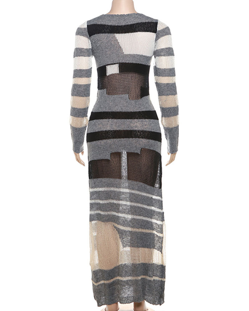 Robe en tricot ajourée à coutures contrastées et coupe slim