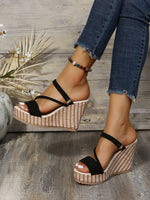 Sandales compensées à brides et plateforme noires