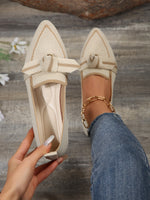 Slip-ons plats respirants à bout pointu avec nœud Flyknit