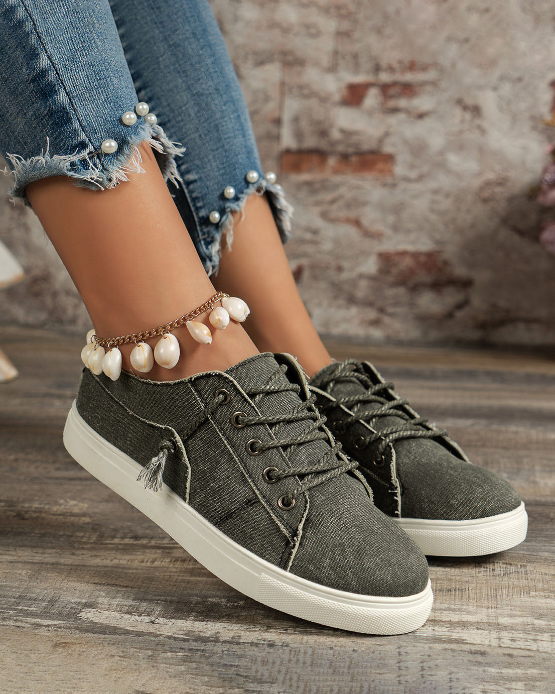 Worn-in Distressed Lace-up Canvas Shoes