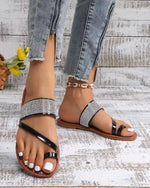 Causal Chaussons plats incrustés de diamants