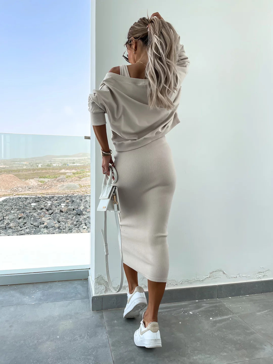 Solid Color V-Neck Long Sleeve Sweatshirt Suspender Slim Maxi Dress Two Piece Set