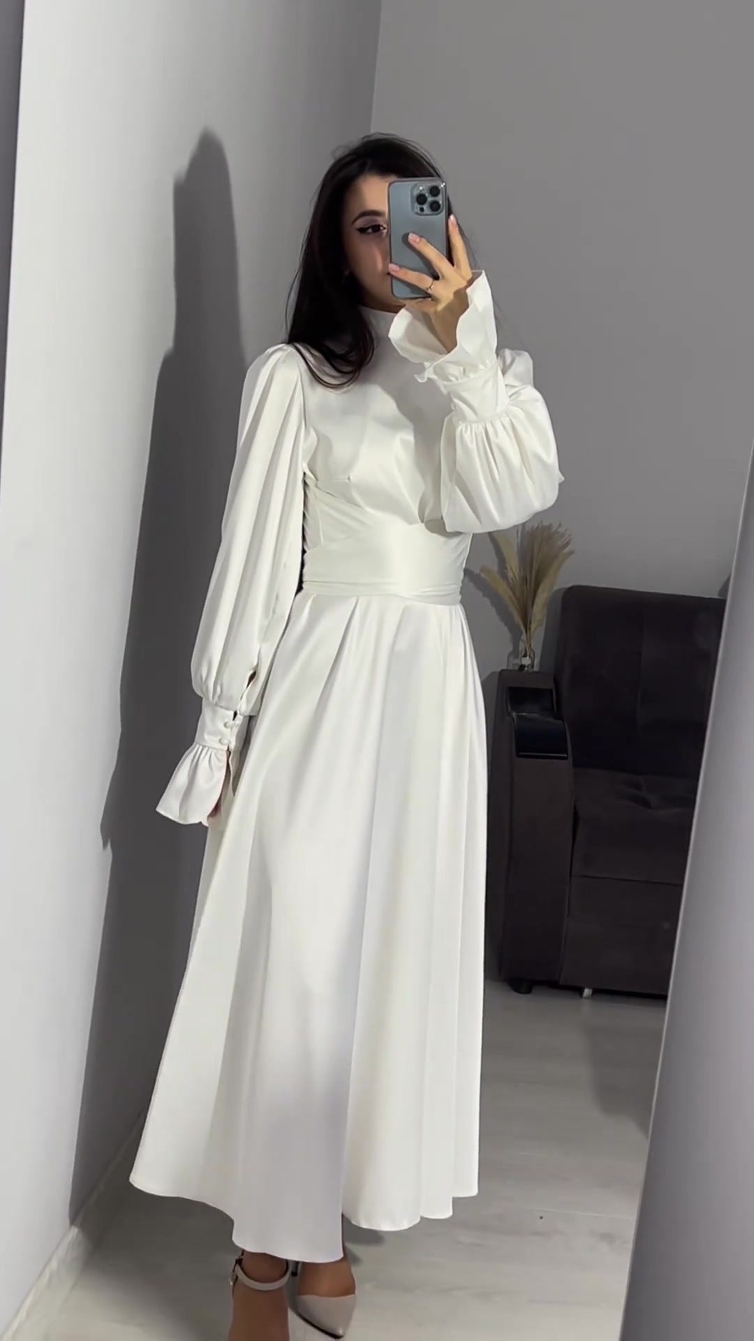 Long-sleeved puff-sleeved solid color fairy-style dress