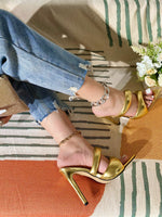 Riemchensandalen mit spitzer Spitze und Stilettoabsatz