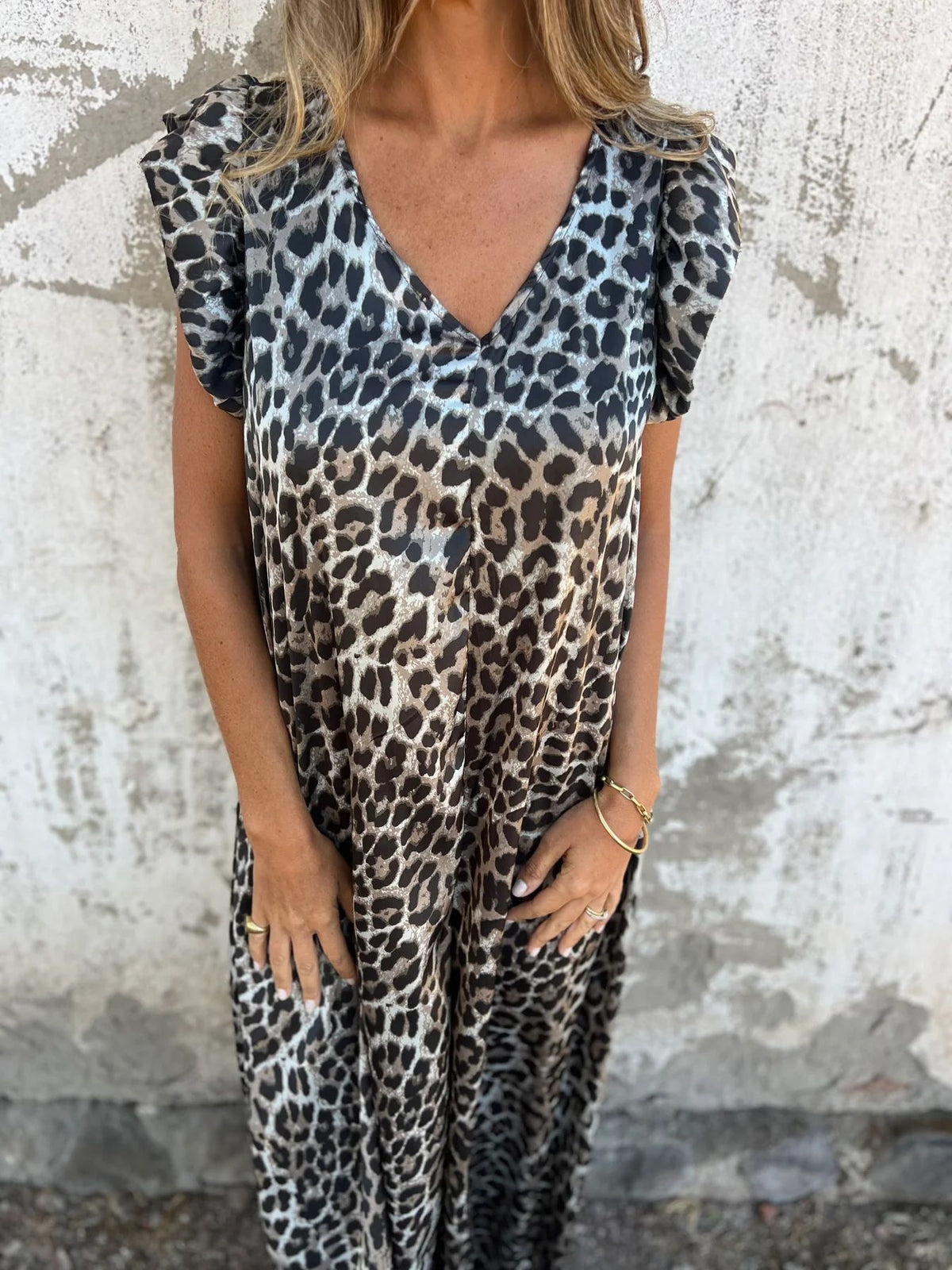 V-neck leopard print loose wide-leg jumpsuit