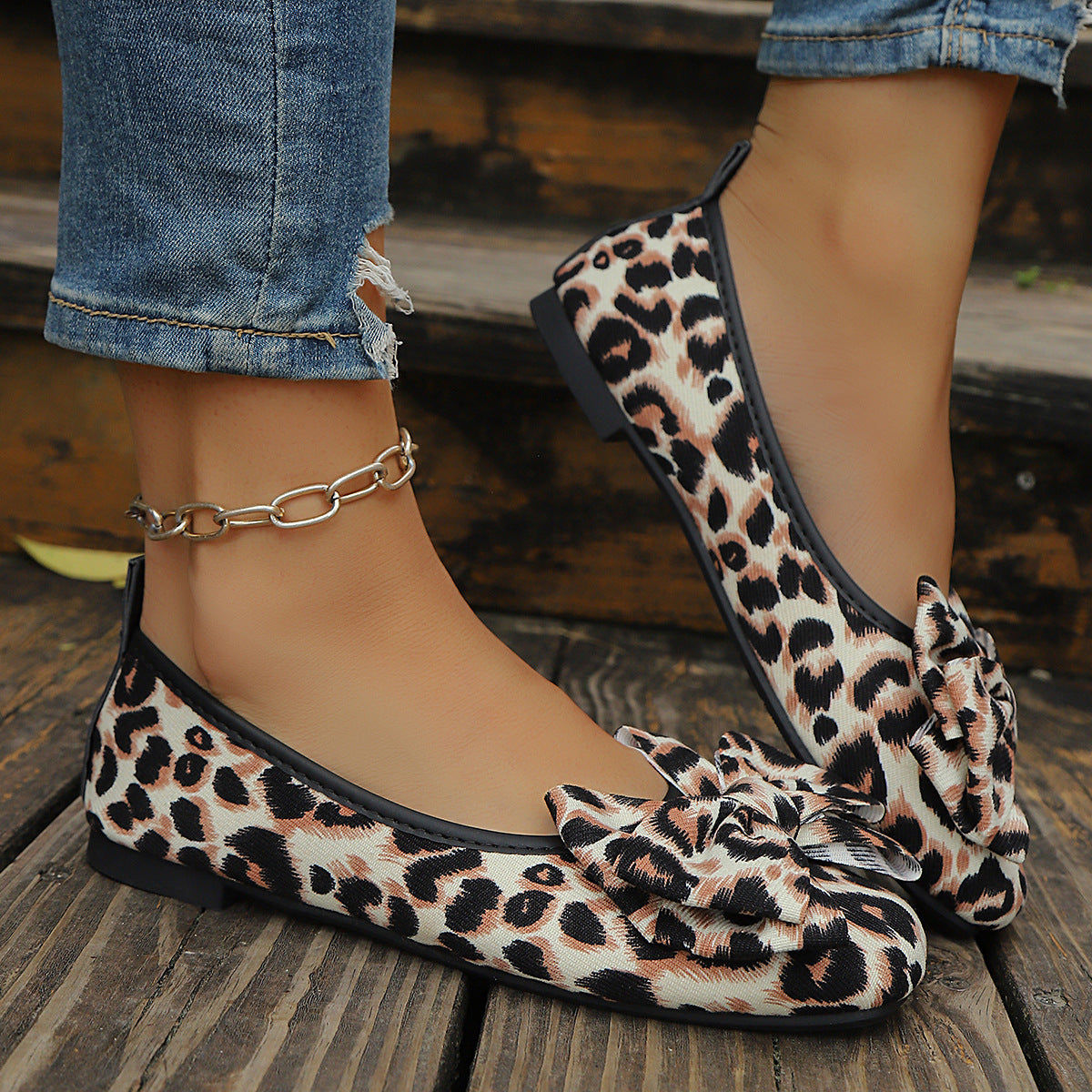 Round toe leopard print bow low heel shoes