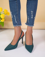 Sandalen mit spitzer Zehenpartie und hohem Absatz und Fesselriemchen