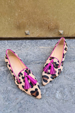Color-blocked tassel leopard pointed toe suede flats