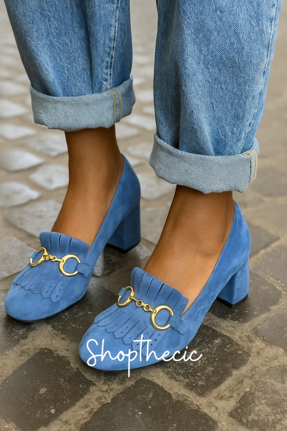 Chaussures à bout rond en daim de couleur unie avec boucle en métal