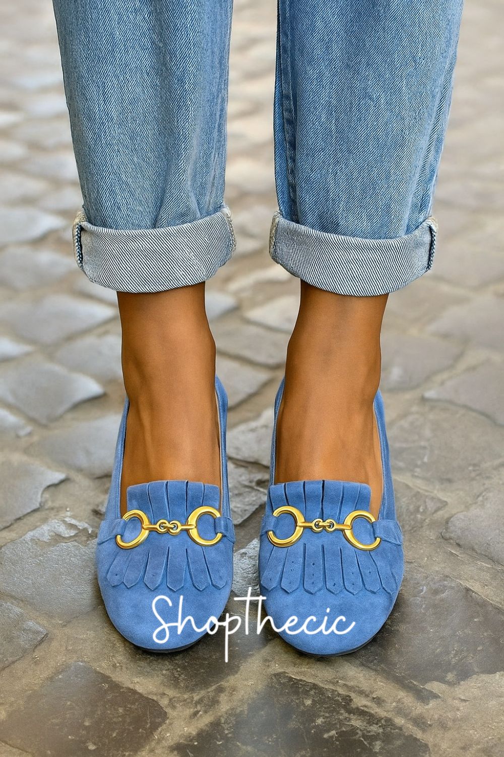 Chaussures à bout rond en daim de couleur unie avec boucle en métal