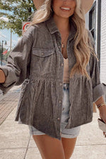 Besser als je zuvor. Graue Cordjacke