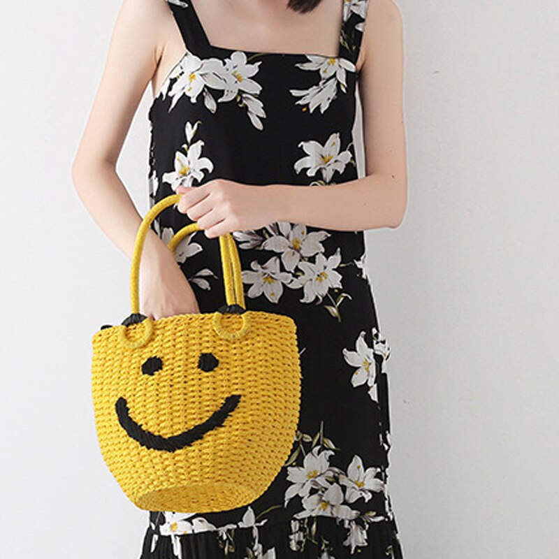 Sac tissé seau Smiley en paille