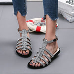 Strandschuhe aus Leder mit Schnallenriemen