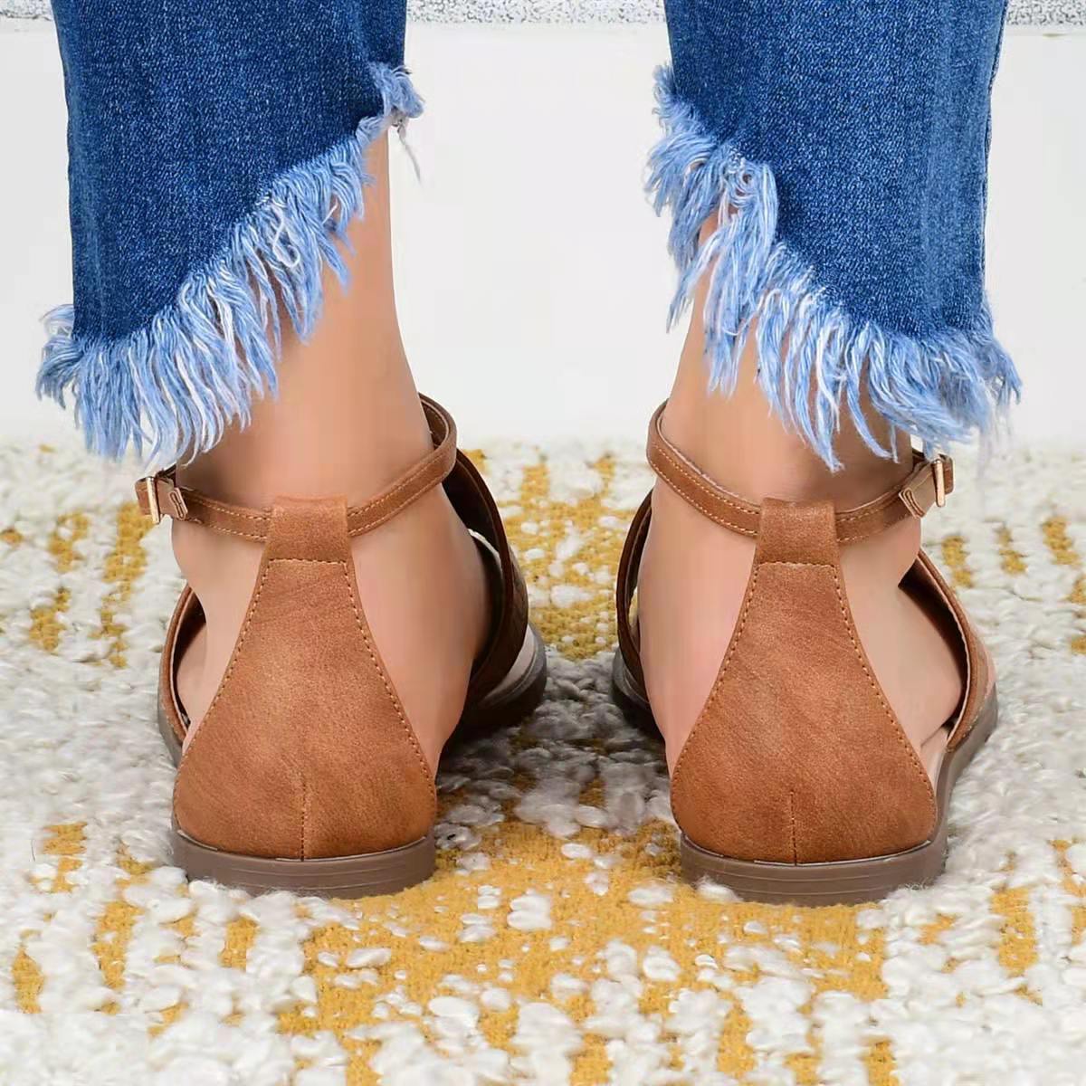 Flat Cutout Vacation Sandals