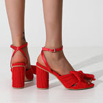 Sandalen aus Flanell mit Spitze, klobigem Absatz und Fliege