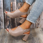 Grosses sandales Velcro à bout ouvert