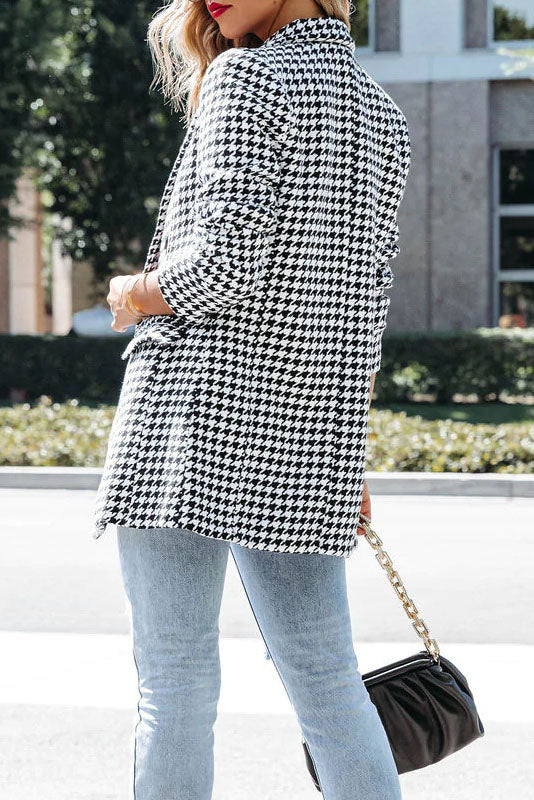 Weißer karierter Mantel „Happy To Be Here“.