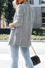 Weißer karierter Mantel „Happy To Be Here“.