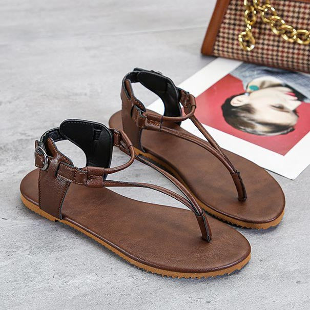 Flache Flip-Flop-Sandalen mit dreieckigem Riemen