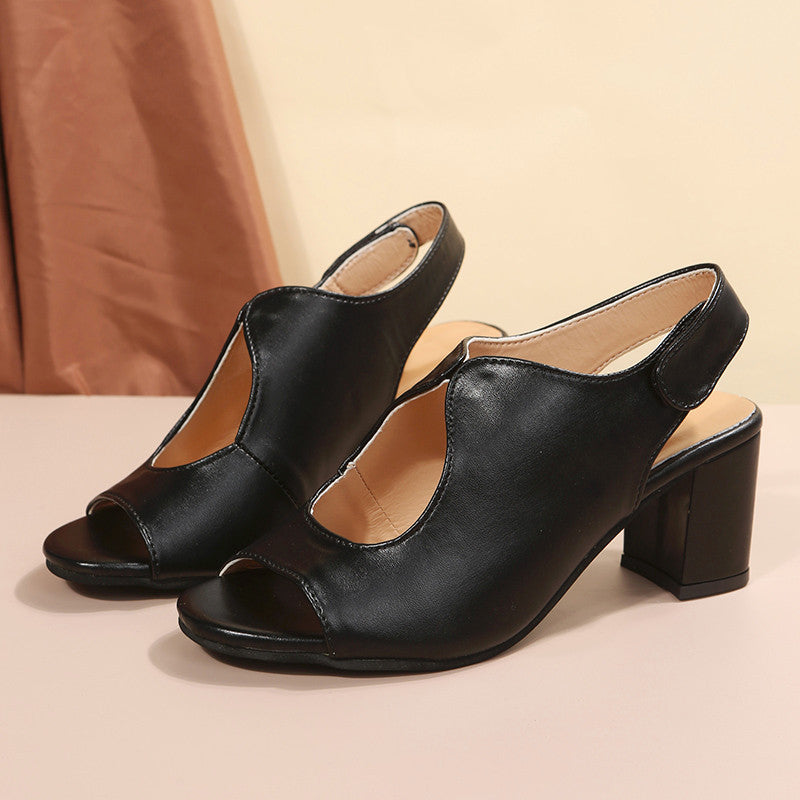 Grosses sandales Velcro à bout ouvert