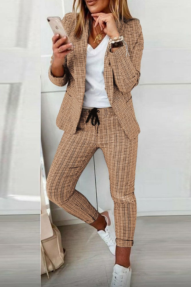 Ensemble manteau blazer à carreaux et pantalon à cordon de serrage