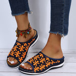 Pantoufles tricotées florales vintage