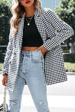 Weißer karierter Mantel „Happy To Be Here“.