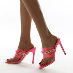 Pantoufles à talons hauts de créateur avec chaîne en métal