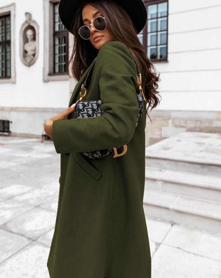 On The List Burgunderroter Mantel