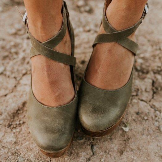 Slip-on Artificial Leather Round Toe Sandals Sandals Pavacat