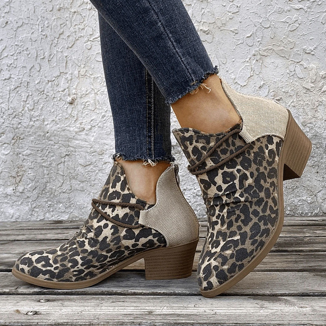 Botas de leopardo con punta en punta de lona rugosa