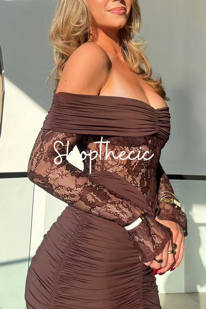 Lace-trimmed long-sleeved bodycon maxi dress