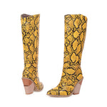 Chaussures mi-mollet compensées en cuir verni à motif python