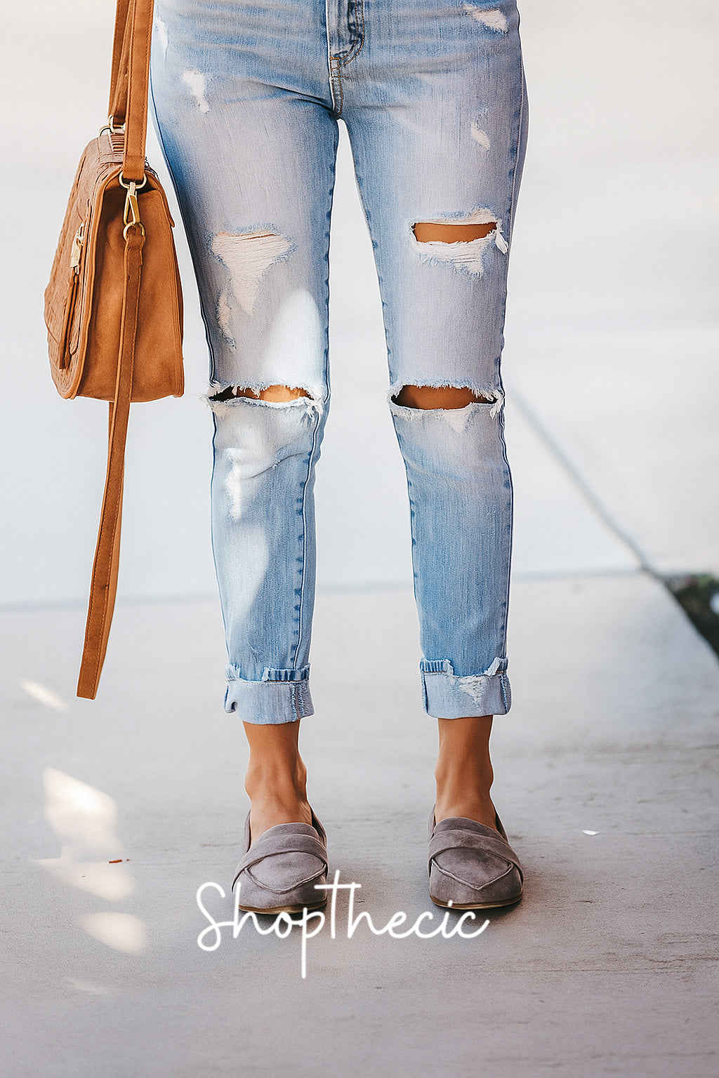 Preppy low-heeled pointed-toe suede shoes