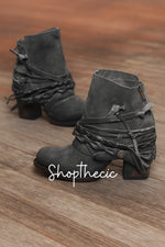 Urban Nomad Chunky heeled boots - Restock