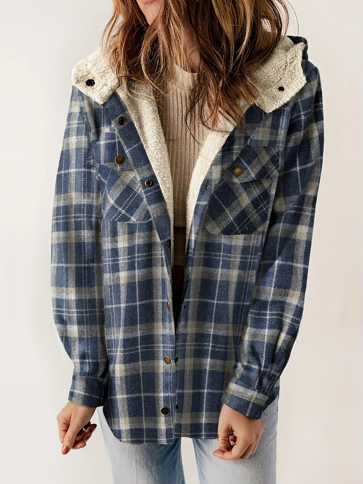Kapuzenjacke mit kariertem Muster und Samtfutter
