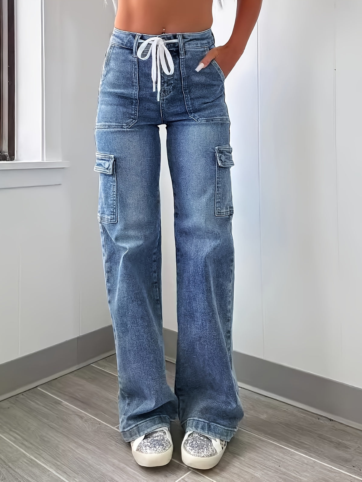 Leisure Straight-leg Jeans With Laces And Multiple Pockets