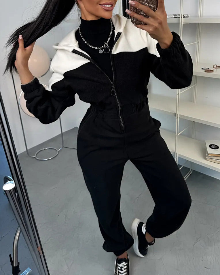 Color-blocked zipper fleece long-sleeved hooded jumpsuit