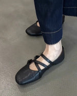 Sheepskin leather round toe cross strap flat Mary Jane shoes