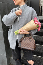 Grauer übergroßer Wollmantel mit Stehkragen