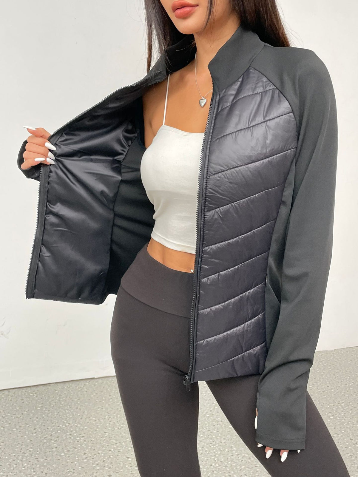 Manteau noir slim court patchwork en coton
