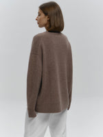 Loose and simple pullover solid color knitted sweater